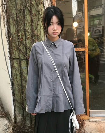 PIE PLEATS BLOUSE